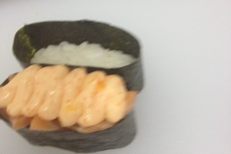 Запеченые суши с лососем и острой креветкой: шаг 5