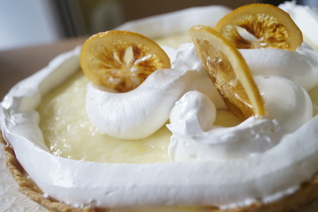 Лимонный тарт со швейцарской меренгой и лимонными чипсами: шаг 12