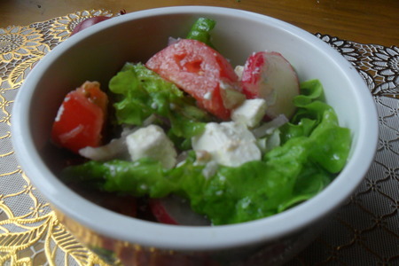 Салат с редисом, помидорами и фетой: шаг 6