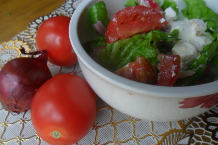 Салат с редисом, помидорами и фетой: шаг 7