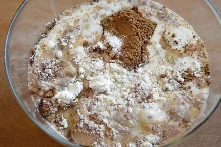 Сладкие шоколадные мини блинчики с клубникой: шаг 3