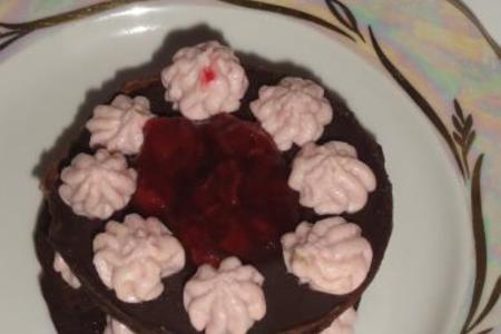 “torre pendente di pisa” - шоколадно-творожный десерт с вишневым джемом.: шаг 10
