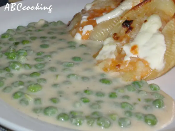 Ракушки фаршированные картофельно-сырной массой: шаг 4