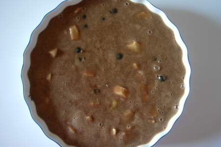 Кекс шоколадный с черной смородиной и "медовыми" яблоками.: шаг 6