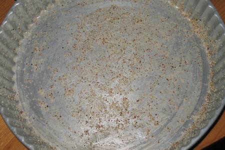 Песочный пирог с вишней и черной смородиной: шаг 1