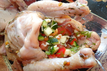 Цыплята-гриль в беконе с овощной сальсой: шаг 5