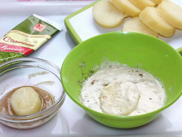 Картофель в кляре с грибным соусом: шаг 9