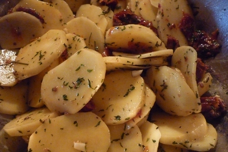 Сазан, фаршированный картофелем и вялеными помидорами для федечки(к/с кухня): шаг 2