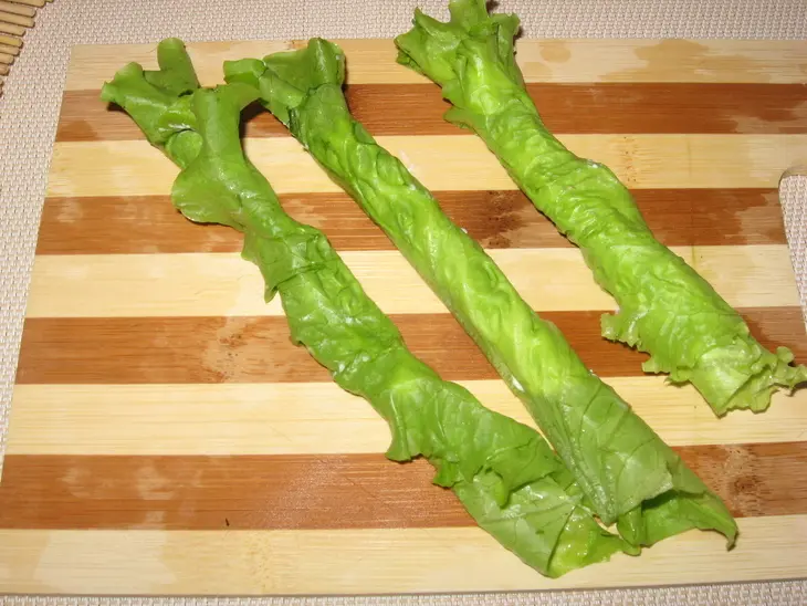 Роллы с овощами и творожным сыром: шаг 3