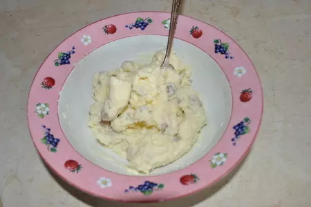Десертные роллы в шоколадно-кокосовых крепах: шаг 3