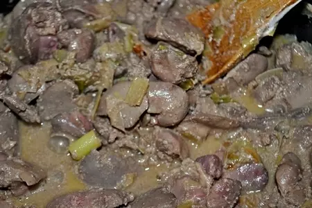 Паштет из куриной печени с кальвадосом для макса лаврова,сериал "кухня": шаг 5