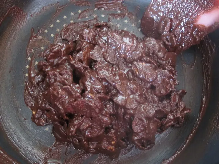 Шоколадный гнёзда на пасху - cornflakes easter nests: шаг 4