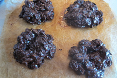 	 шоколадный гнёзда на пасху - cornflakes easter nests : шаг 5