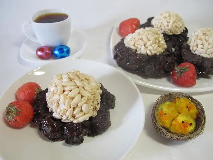 Шоколадный гнёзда на пасху - cornflakes easter nests: шаг 6
