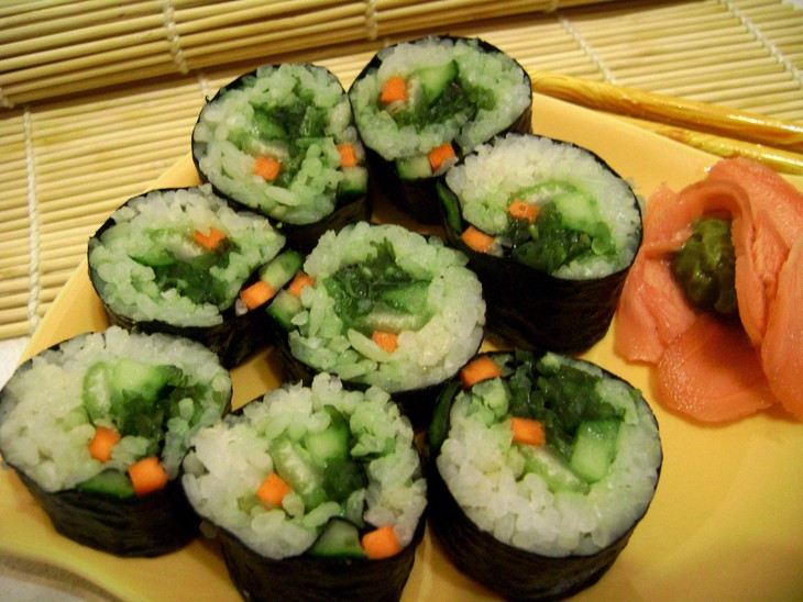 Вегетарианские суши для зайки «нам нет преград!»: шаг 6