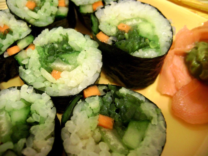 Вегетарианские суши для зайки «нам нет преград!»: шаг 7