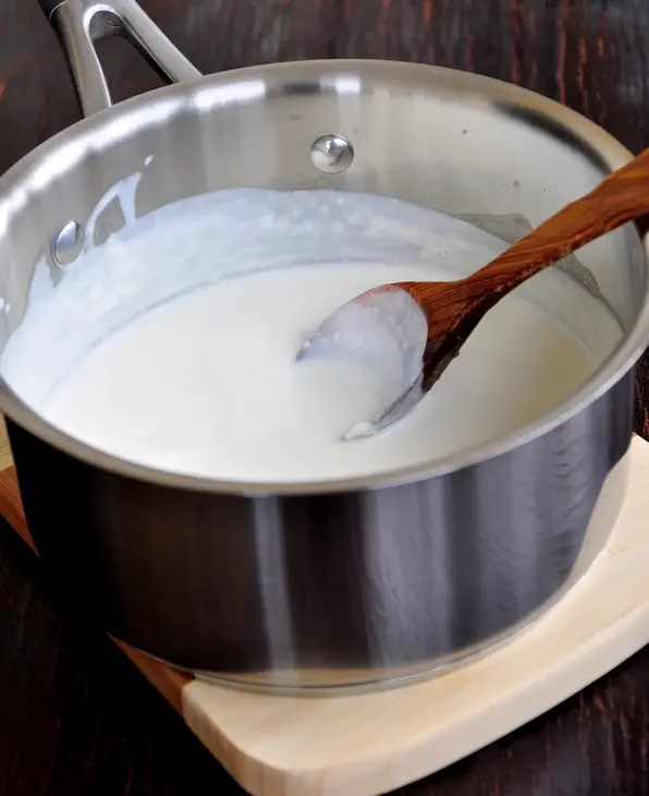 Горячая закуска из грибов с сырным соусом: шаг 4