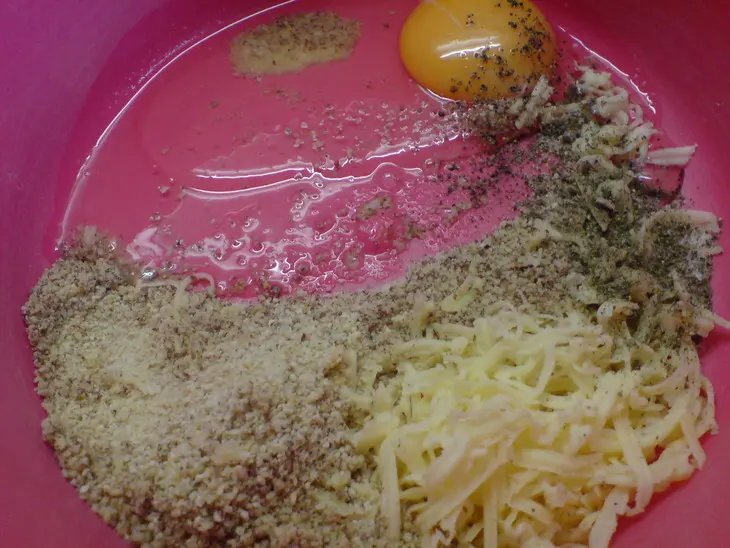 Закуска из запечённых баклажанов и черри//polpette di melanzane: шаг 1