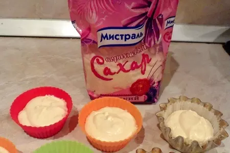 Капкейки "американские гамбургеры": шаг 2