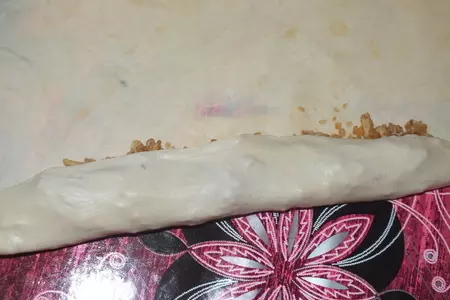 Молдавская вертута с яблоками, орехами и корицей: шаг 5