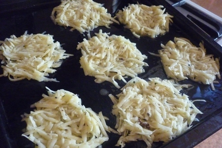 Картофельные гнёзда с козьим сыром и щавелём: шаг 3