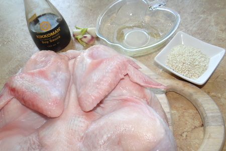 Копченая курица, маринованная в соево-медовом маринаде с кунжутом: шаг 1