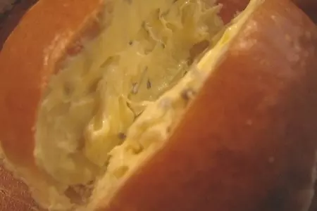 Теплые булочки с беконом и сыром + мятный чай: шаг 4