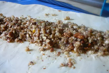 Штрудель с орехами и мучной крошкой, он же «баклава шимона мамы»: шаг 5