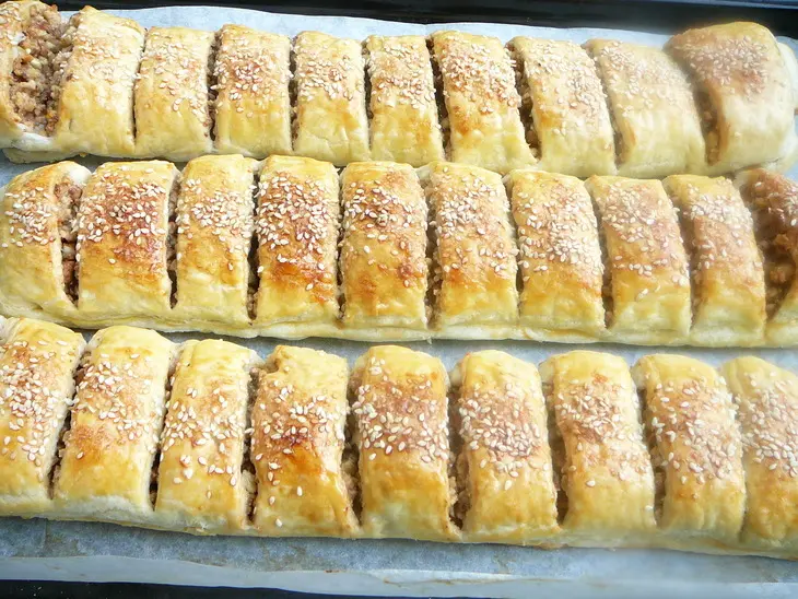 Штрудель с орехами и мучной крошкой, он же «баклава шимона мамы»: шаг 10