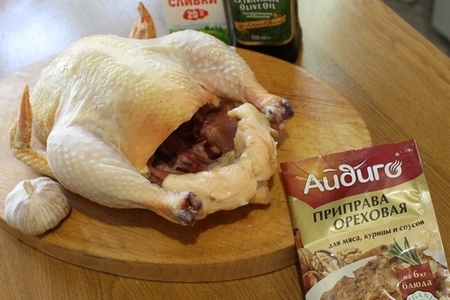 Домашняя курица в ореховом соусе с орекьетте: шаг 1