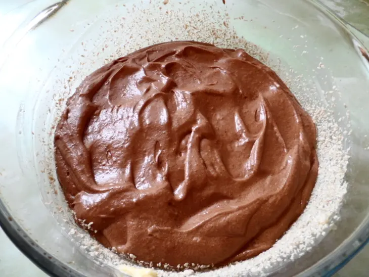 Шведский шоколадный пирог kladdkaka: шаг 5