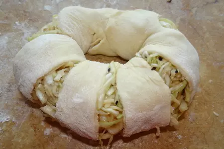Открытые булочки с маринованной капустой, сыром и кунжутом (идеи для пикника): шаг 6