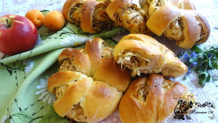 Открытые булочки с маринованной капустой, сыром и кунжутом (идеи для пикника): шаг 9