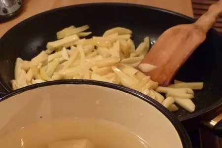 Картофельный гарнир "гнездо уточки": шаг 1