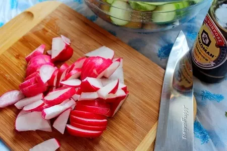 Салат с молодым картофелем и овощами: шаг 4