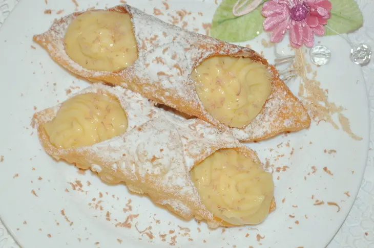 Канноли (cannoli) с кремом пастичера (crema pasticera): шаг 7