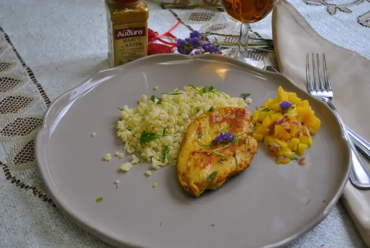Экзотическая курица с булгуром и сальсой из манго: шаг 9