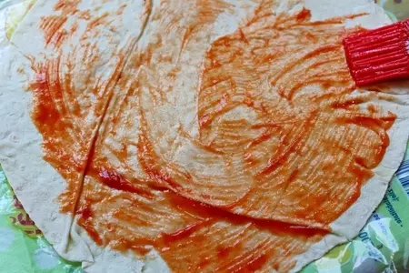 Лаваш с овощами и курицей: шаг 7