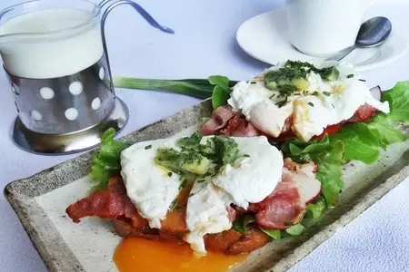 Брускеты с беконом и яйцом - пашот: шаг 7