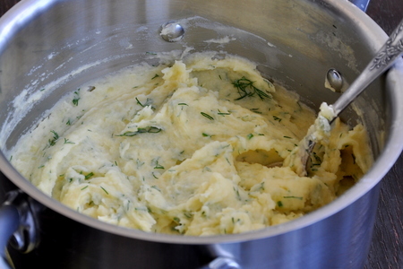 Картофельные ньокки с малосольным лососем и пармезаном: шаг 1