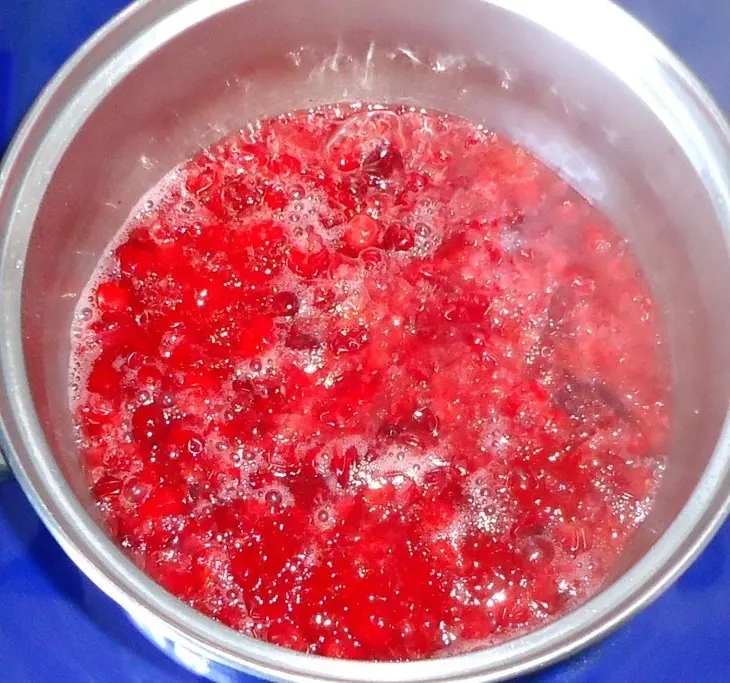 Клюквенный мусс: шаг 4