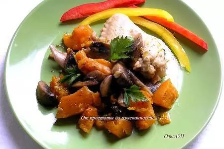 Курица с тыквой, шампиньонами и майораном (в мультиварке): шаг 5