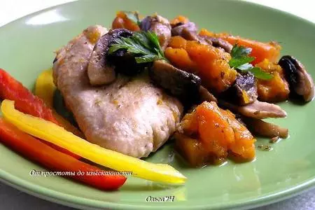 Курица с тыквой, шампиньонами и майораном (в мультиварке): шаг 6