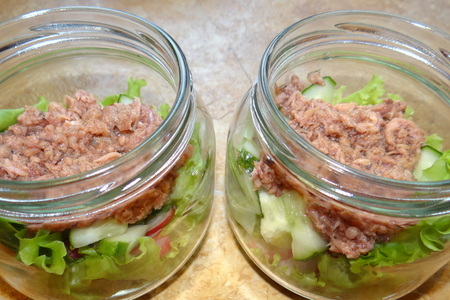 Овощной салат с тунцом (идеи для пикника): шаг 3