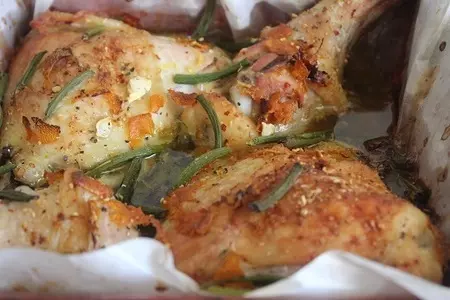 Запеченные куриные окорочка с апельсином и чесночными стрелками: шаг 3