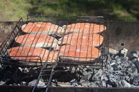 Стейки сёмги гриль: шаг 4