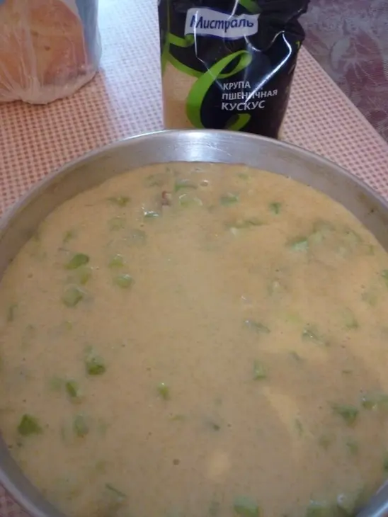Пирог с ревенем или рабарбарская шарлотка с кускусиком: шаг 6