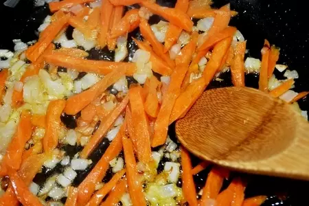 Перловая каша с овощами и тунцом.: шаг 4