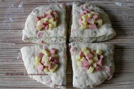 Содовый хлеб с колбасой и сыром: шаг 5