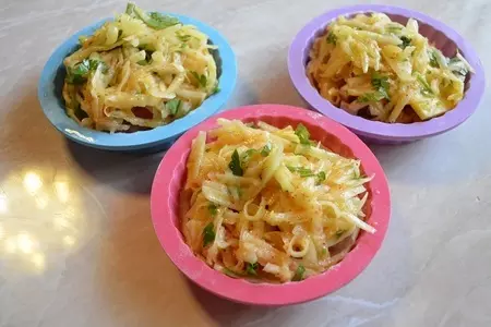 Тарталетки с ветчиной под картофельной шапочкой.: шаг 7